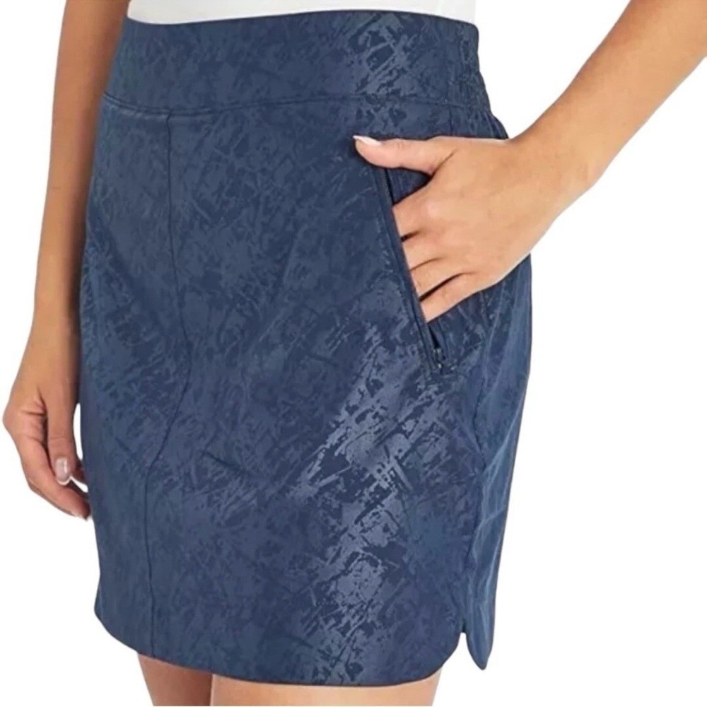 Orvis Embossed Pull On Travel Skort With Mesh Inner Short Womens Size L